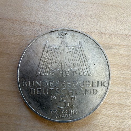 Bundesrepublik - 5,