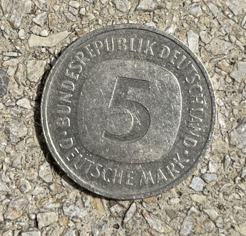 Bundesrepublik - 5,